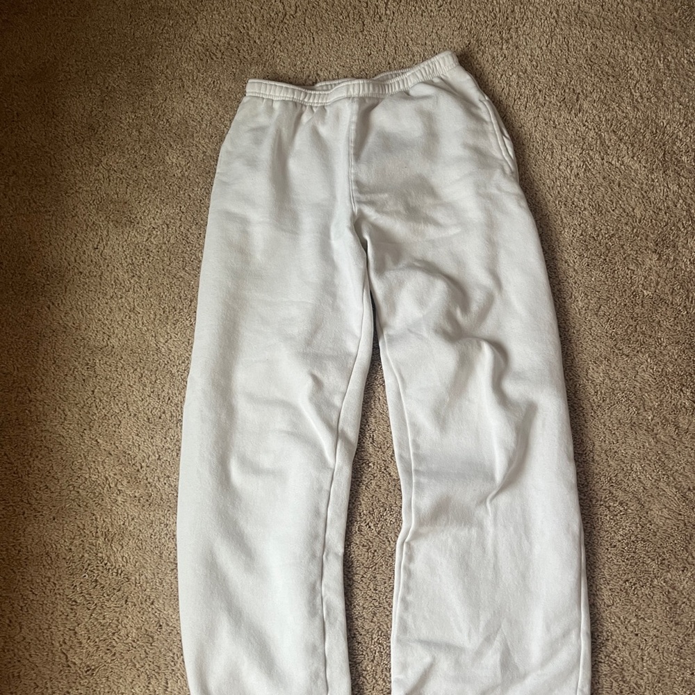 Brandy Melville Anatasia White Sweatpants